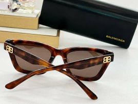 Picture of Balenciga Sunglasses _SKUfw56609135fw